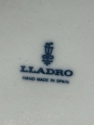 REF: 01001161 “PEQUEÑO ALCALDE” LLADRÓ