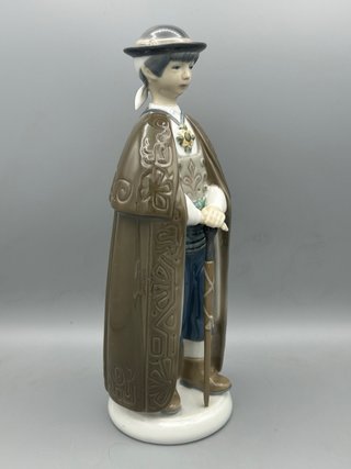 REF: 01001161 “PEQUEÑO ALCALDE” LLADRÓ