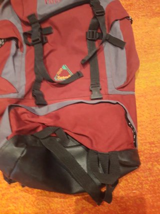 Mochila alta montaña Setmil roja y gris