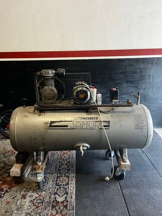 Compresor Samur 300L