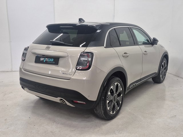 FIAT 600 MHEV LAPRIMA 1.2 110CV DCT
