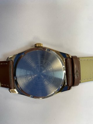 Reloj Citizen Pulsera Marrón y Dorado