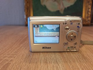 Cámara Digital Nikon Coolpix L10 Plata 5MP