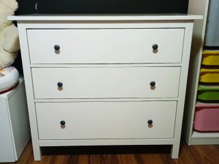 Cómoda IKEA Blanca y Madera