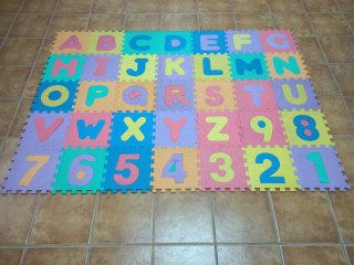 Alfombra Puzzle Números y Letras , 3 unid completa