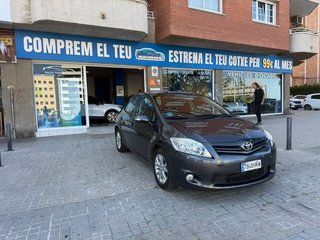 Toyota Auris 2012