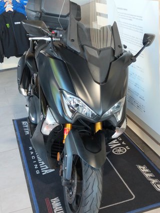 Yamaha TMAX DX 530 2018 Negra