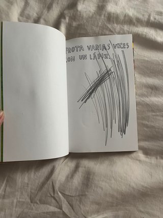 Destroza este diario : ahora la revolución es a...