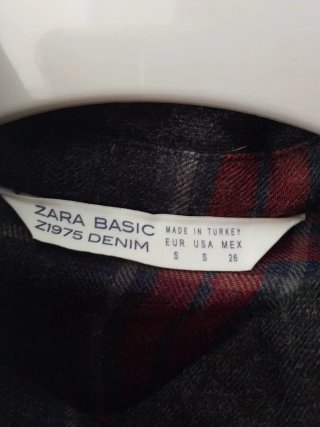 Camisa larga Zara cuadros tela fina talla única