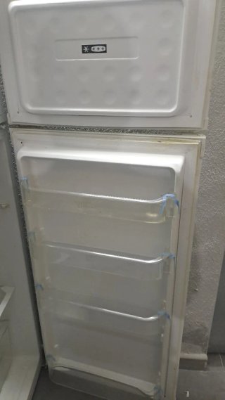Nevera Indesit