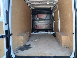 Volkswagen Crafter 30 Furgón Batalla Media L3H2 2.0 TDI 103 kW (140 CV)