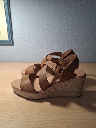 Sandalias Clan Karachi Talla 38
