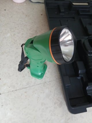 Taladro Atornillador Hitachi 12V + Linterna
