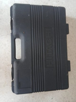 Taladro Atornillador Hitachi 12V + Linterna