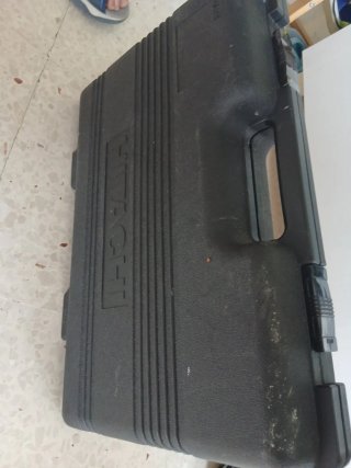 Taladro Atornillador Hitachi 12V + Linterna