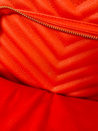 Mochila roja texturizada Primark