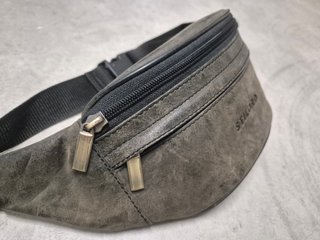 Riñonera STILORD Piel Gris