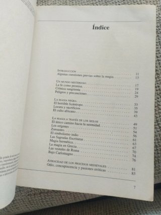 El gran libro de la magia y de la brujería