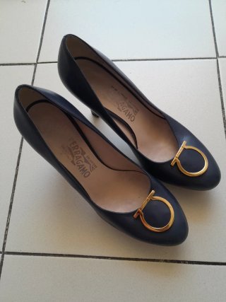 -Zapatos de mujer de Salvatore Ferragamo.N⁰ 38.