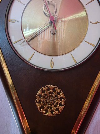 Reloj de pared antiguo madera y dorado