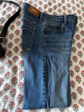 Lote Ropa Mujer: Pantalones y Camisetas y bolso