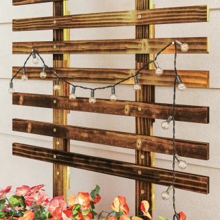 Jardinera con enrejado y ruedas