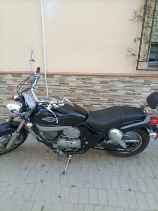 Kymco Venox 250cc Negra