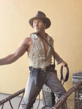 Figura Indiana Jones Diamond Select Toys