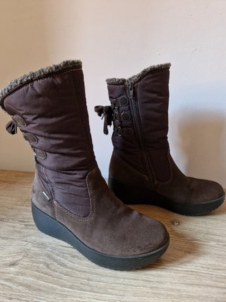 Botas marrones de invierno