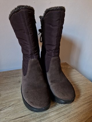 Botas marrones de invierno