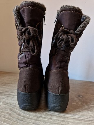 Botas marrones de invierno