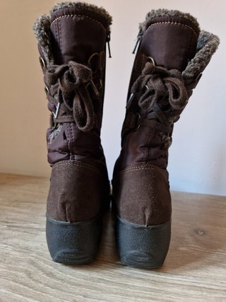 Botas marrones de invierno