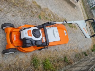 Cortacésped Stihl con tracción