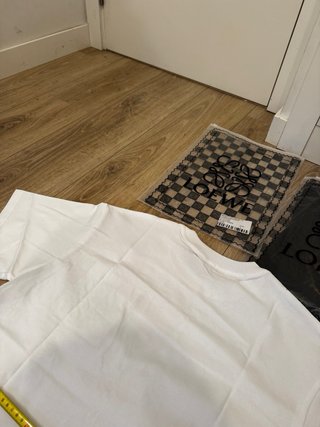 Camiseta Loewe Blanca O Negra