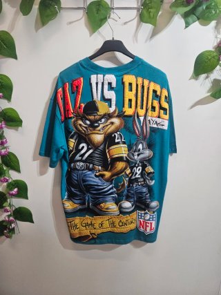 Camiseta Hombre Taz vs Bugs NFL