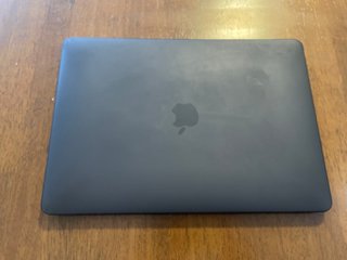 MacBook Air M1 2020 8GB/256GB + caja y cargador