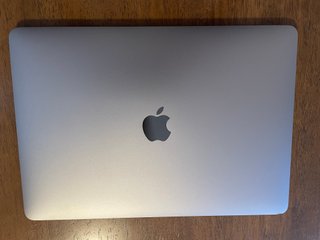 MacBook Air M1 2020 8GB/256GB + caja y cargador