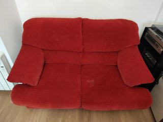 REGALO sofá rojo de 2 plazas