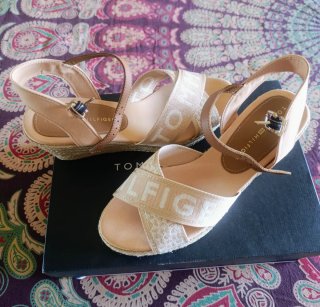 Sandalias Tommy Hilfiger Cuña Baja Beige/Nude 38