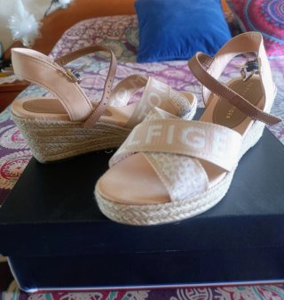 Sandalias Tommy Hilfiger Cuña Baja Beige/Nude 38
