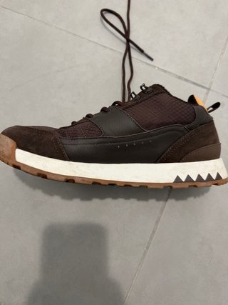 Zapatillas deportivas Lacoste marrones