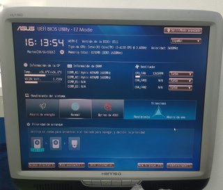 PC Sobremesa Asus Intel i3 8GB RAM RGB