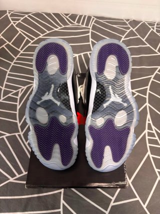 Jordan 11 (XI) Nero Bianco