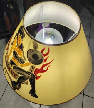 Lampada da Tavolo Artigianale Pin-Up