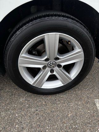 Volkswagen Golf Sportsvan 2015 1 año de garantia✅