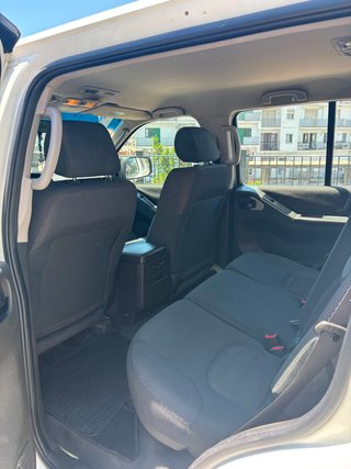 Nissan Pathfinder 2011