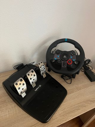 Volante Logitech G29 con Pedales