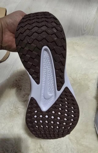 Zapatillas Nike Quest 6 Blancas