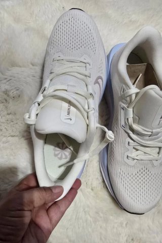 Zapatillas Nike Quest 6 Blancas