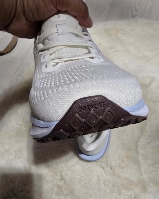 Zapatillas Nike Quest 6 Blancas